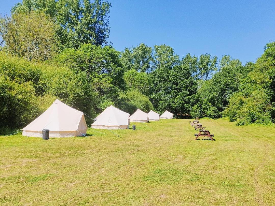 Battle Pods And Bells Glamping Ξενοδοχείο Εξωτερικό φωτογραφία