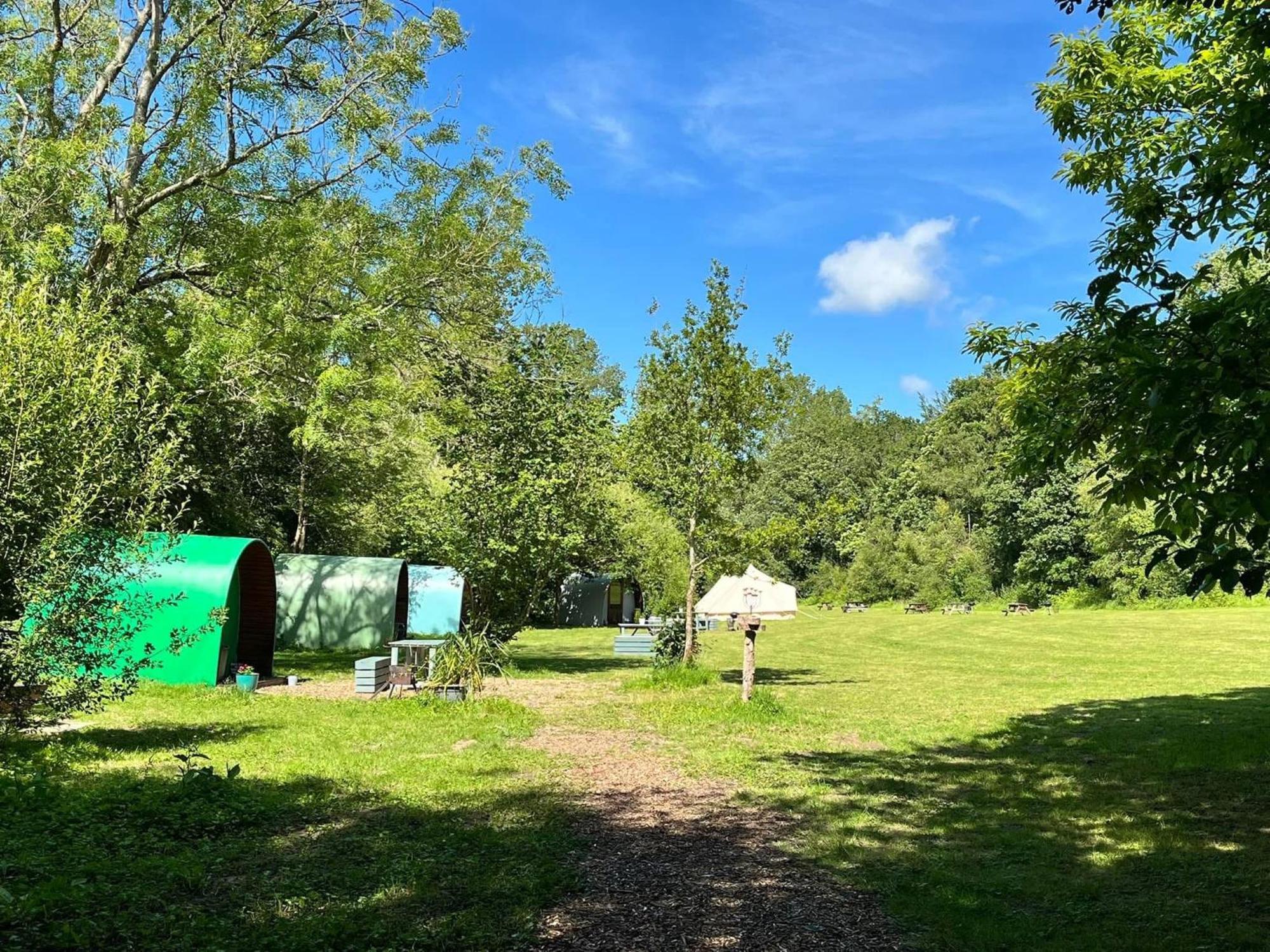Battle Pods And Bells Glamping Ξενοδοχείο Εξωτερικό φωτογραφία